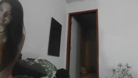 Mamakee online show from 02.20.26