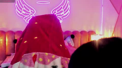   online show from 12.18.25