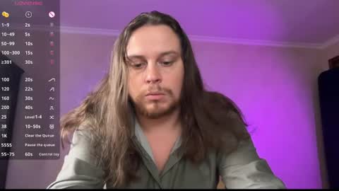 Snapshot of man0taur chatting on 07.15.26 Liam online show from 07.15.26