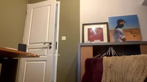 man38110 online show from 10.12.25