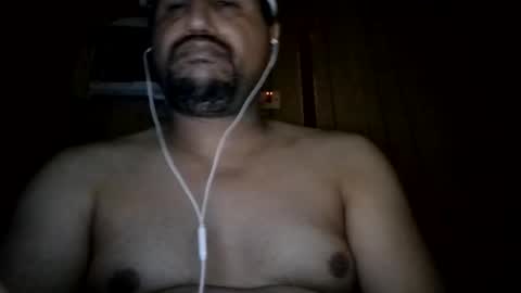Snapshot of man_new chatting on 10.27.25 Man new online show from 10.27.25