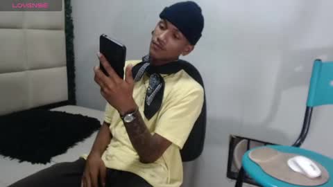 man_san11 online show from 01.04.25