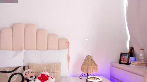   online show from 11.09.25