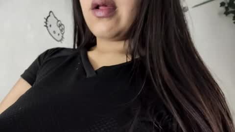 Snapshot of mango0pixie chatting on 02.27.25 Gisselle online show from 02.27.25