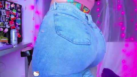 Snapshot of mangoshake_ chatting on 05.19.26 Manguito online show from 05.19.26
