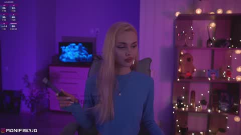 Snapshot of manifreyja chatting on 01.17.25 Amelie online show from 01.17.25