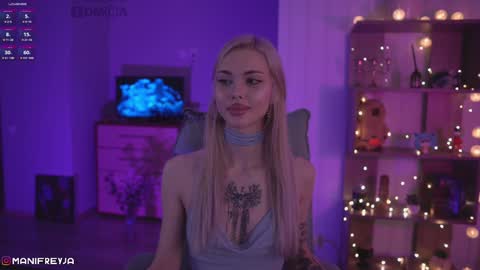 Snapshot of manifreyja chatting on 01.19.25 Amelie online show from 01.19.25
