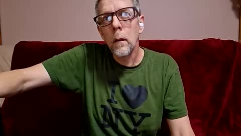 Dickinabox online show from 12.17.25