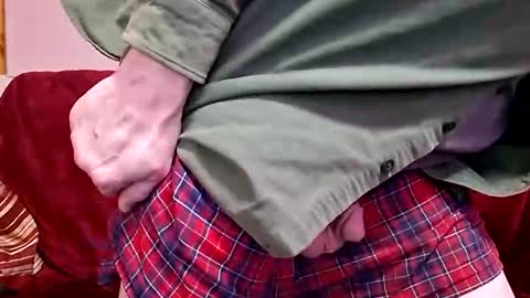 Dickinabox online show from 02.23.26