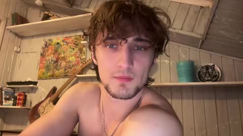 Snapshot of manolein chatting on 12.15.24 manolein online show from 12.15.24