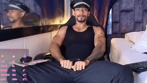 Manolo Hot 1 online show from 02.14.25