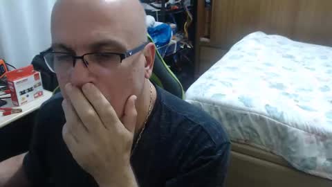 manotcheblu online show from 04.05.26