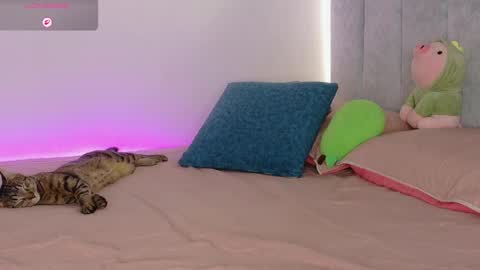 Manu  online show from 04.21.26