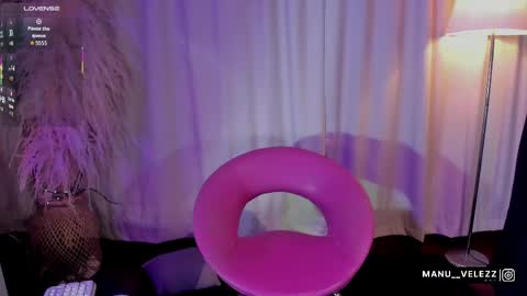 Snapshot of manu_nyx chatting on 05.01.26 manu velezz Help me to get to 100 thumbs ups Tip 25tks Rate me online show from 05.01.26