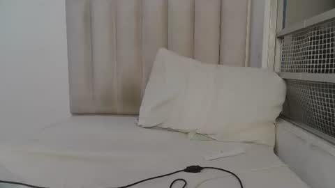 Manuel online show from 07.11.26
