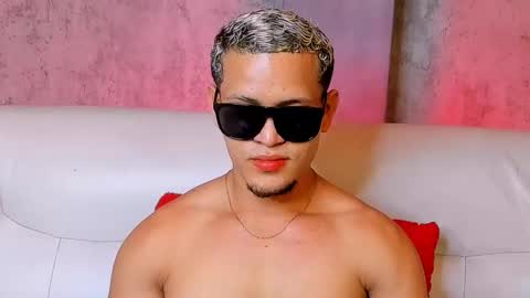 Manuel online show from 12.22.25