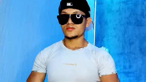 Manuel online show from 02.01.26