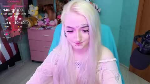 Snapshot of manuela_unicorn chatting on 02.07.25 Manuela online show from 02.07.25