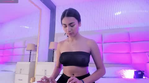 Manuela online show from 02.15.26