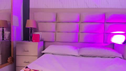 Manuela online show from 02.27.26