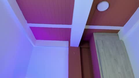 Snapshot of manuelaevans_ chatting on 06.03.26 Manuela online show from 06.03.26