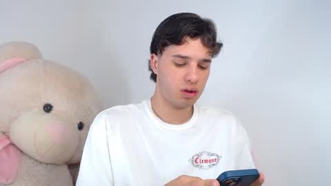 Snapshot of manuelr77 chatting on 05.09.26 Manuel online show from 05.09.26