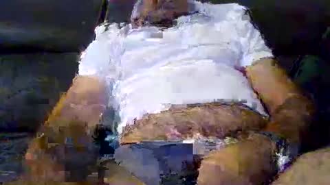 Snapshot of manuv chatting on 10.04.25 manuv online show from 10.04.25