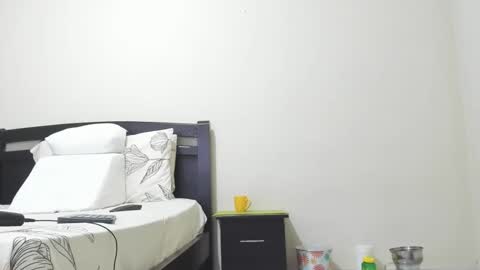 Mara online show from 10.22.25