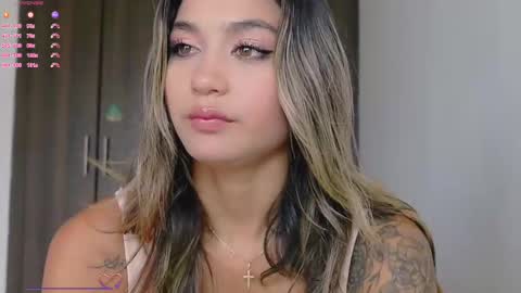 Mara Independent Model online show from 03.07.25