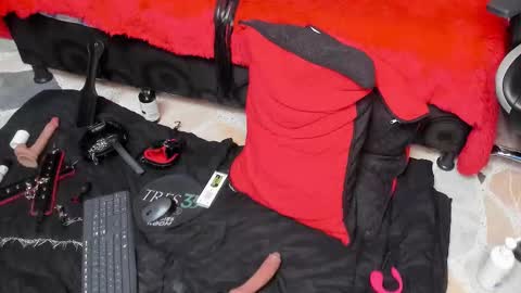 Snapshot of mara_blake__ chatting on 11.15.25 Mara online show from 11.15.25