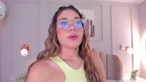 Snapshot of mara_brooks chatting on 01.19.25 Mara online show from 01.19.25