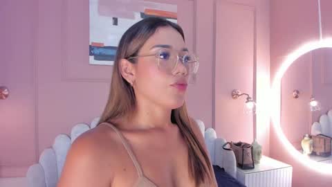 Snapshot of mara_brooks chatting on 03.04.25 Mara online show from 03.04.25