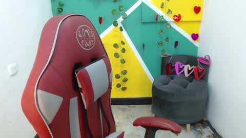 Mara 3 online show from 02.14.25