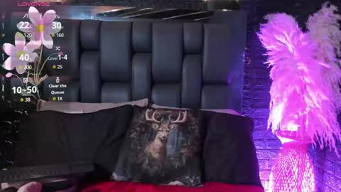 maraa_rivera online show from 12.13.25