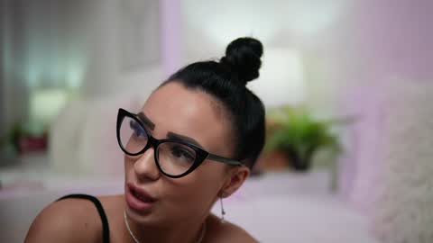  Mara  online show from 01.25.25