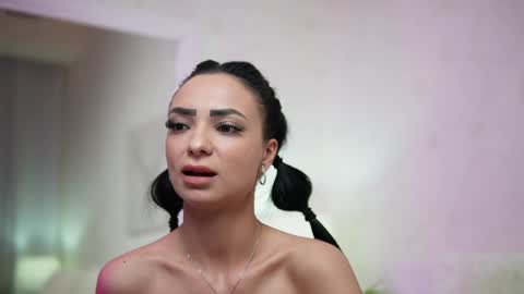  Mara  online show from 02.25.25