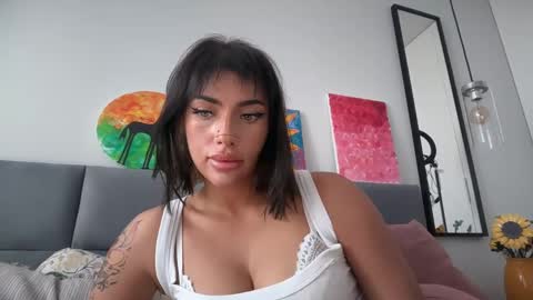 Marakuia online show from 04.21.26