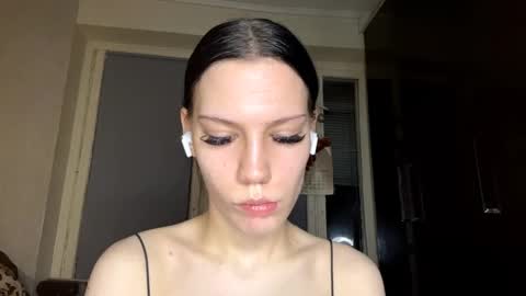 Snapshot of marandawerling chatting on 09.24.25 Elizaveta online show from 09.24.25