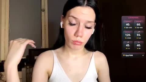 Snapshot of marandawerling chatting on 09.29.25 Elizaveta online show from 09.29.25