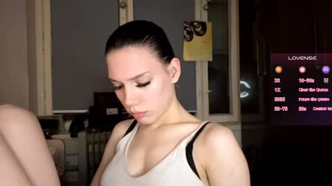 Snapshot of marandawerling chatting on 10.11.25 Elizaveta online show from 10.11.25