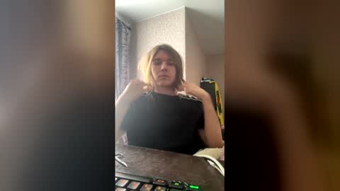 Snapshot of maratraher chatting on 02.11.26 maratraher online show from 02.11.26