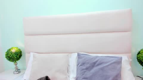 Maray Lous  online show from 02.20.26