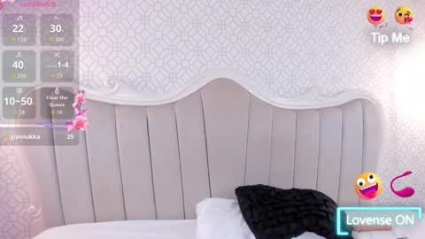 Marcela Cortes online show from 10.11.25