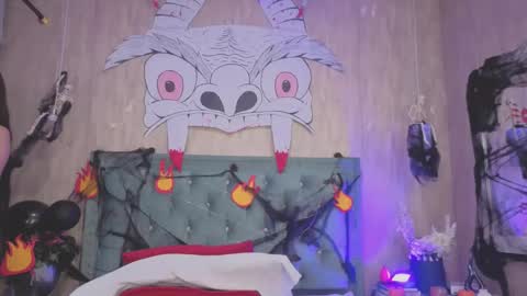 Snapshot of marcelaa_fox chatting on 10.24.25 Marcela online show from 10.24.25