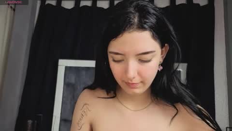 Snapshot of marcelaa_fox chatting on 11.19.25 Marcela online show from 11.19.25