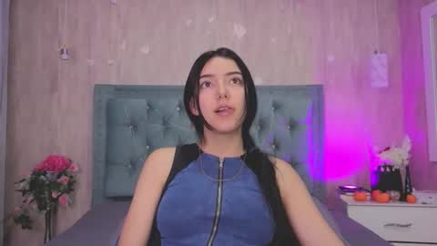 Snapshot of marcelaa_fox chatting on 11.20.25 Marcela online show from 11.20.25