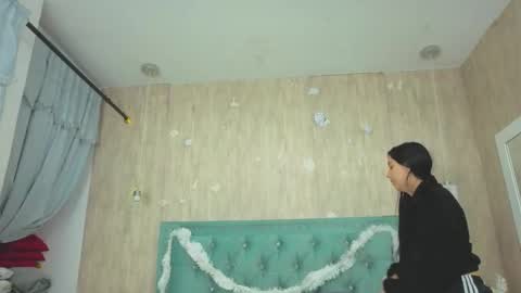 Snapshot of marcelaa_fox chatting on 11.27.25 Marcela online show from 11.27.25