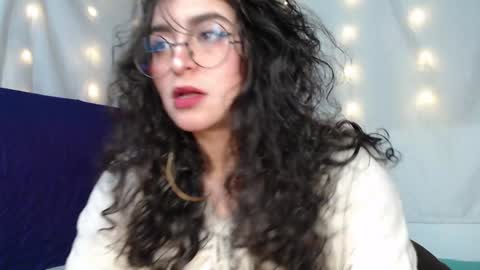 Snapshot of marceline_uu chatting on 12.19.24 M A R C I online show from 12.19.24