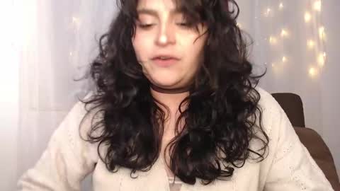 Snapshot of marceline_uu chatting on 02.08.25 M A R C I online show from 02.08.25