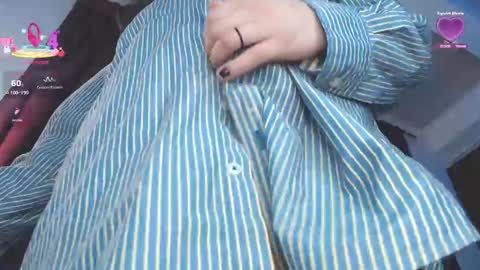 Snapshot of marceline_uu chatting on 10.12.25 M A R C I online show from 10.12.25